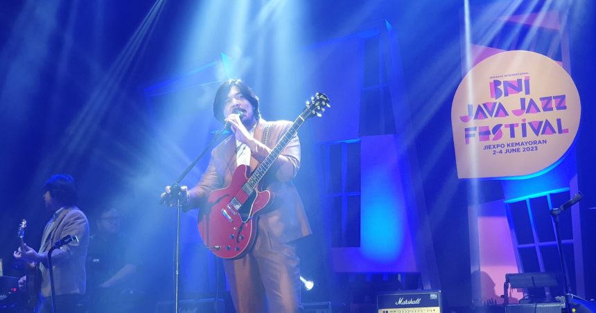 Bilal Indrajaya Sihir Penonton Java Jazz Festival 2025 dengan Dua Dunia
