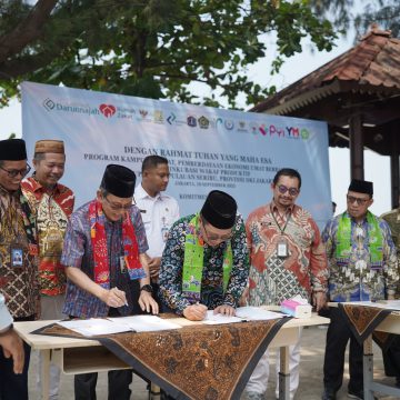 Kampung Zakat Resmi Dimulai, IZI Dorong Transformasi Ekonomi Umat melalui Wakaf Produktif