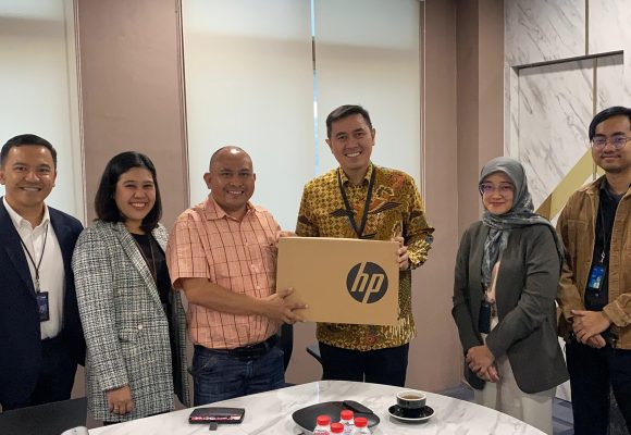 BRI KC Cibubur Peringati Hari Pelanggan Nasional 2025, Perkuat Komitmen Layanan Prima