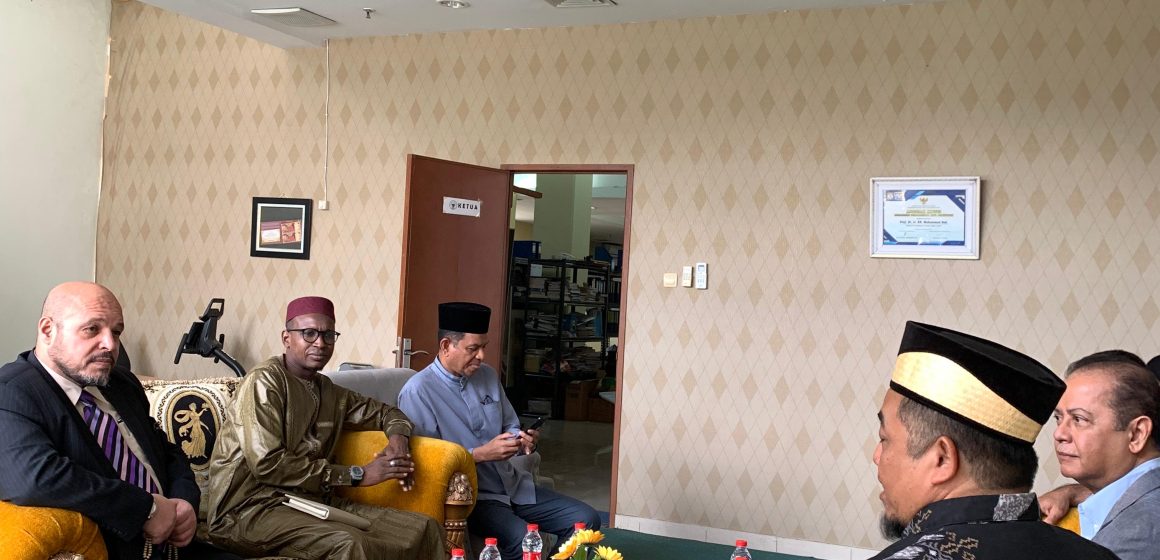 Perkuat Riset Wakaf : Asosiasi Nazhir Indonesia Kolaborasi dengan International Institute of Islamic Waqf (IIIW)