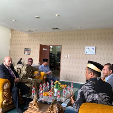 Perkuat Riset Wakaf : Asosiasi Nazhir Indonesia Kolaborasi dengan International Institute of Islamic Waqf (IIIW)