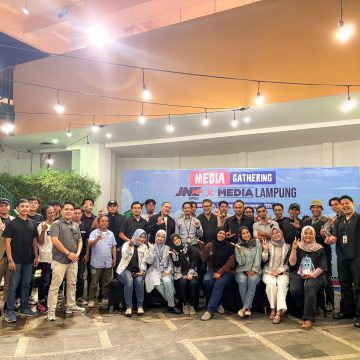 IMG-20251120-WA0147 Makin Sinergi, JNE Ekspress Lampung Gelar Media Gathering