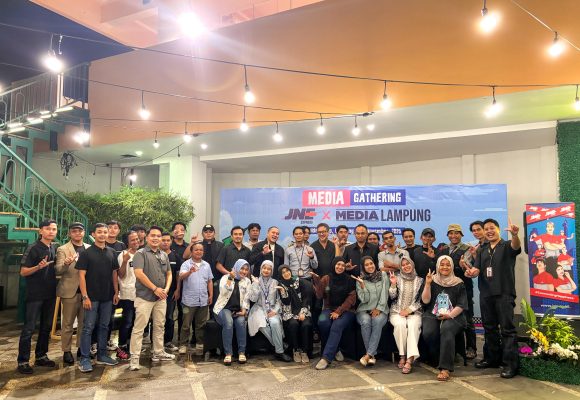 Makin Sinergi, JNE Ekspress Lampung Gelar Media Gathering