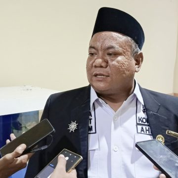 ANGGOTA-DPRD-KOTA-BEKASI-AHMADI-MADONG Madong Dorong Kolaborasi Atasi Kekurangan Guru di Kota Bekasi